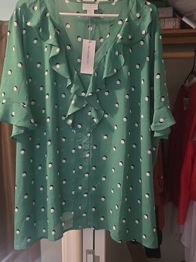 Liz Claiborne Green Polka Dot Blouse